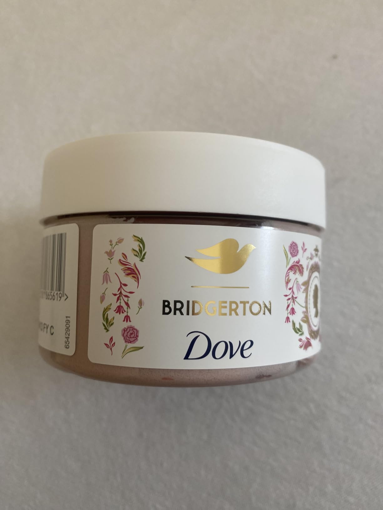 Schönes Peeling, sehr süßer Duft