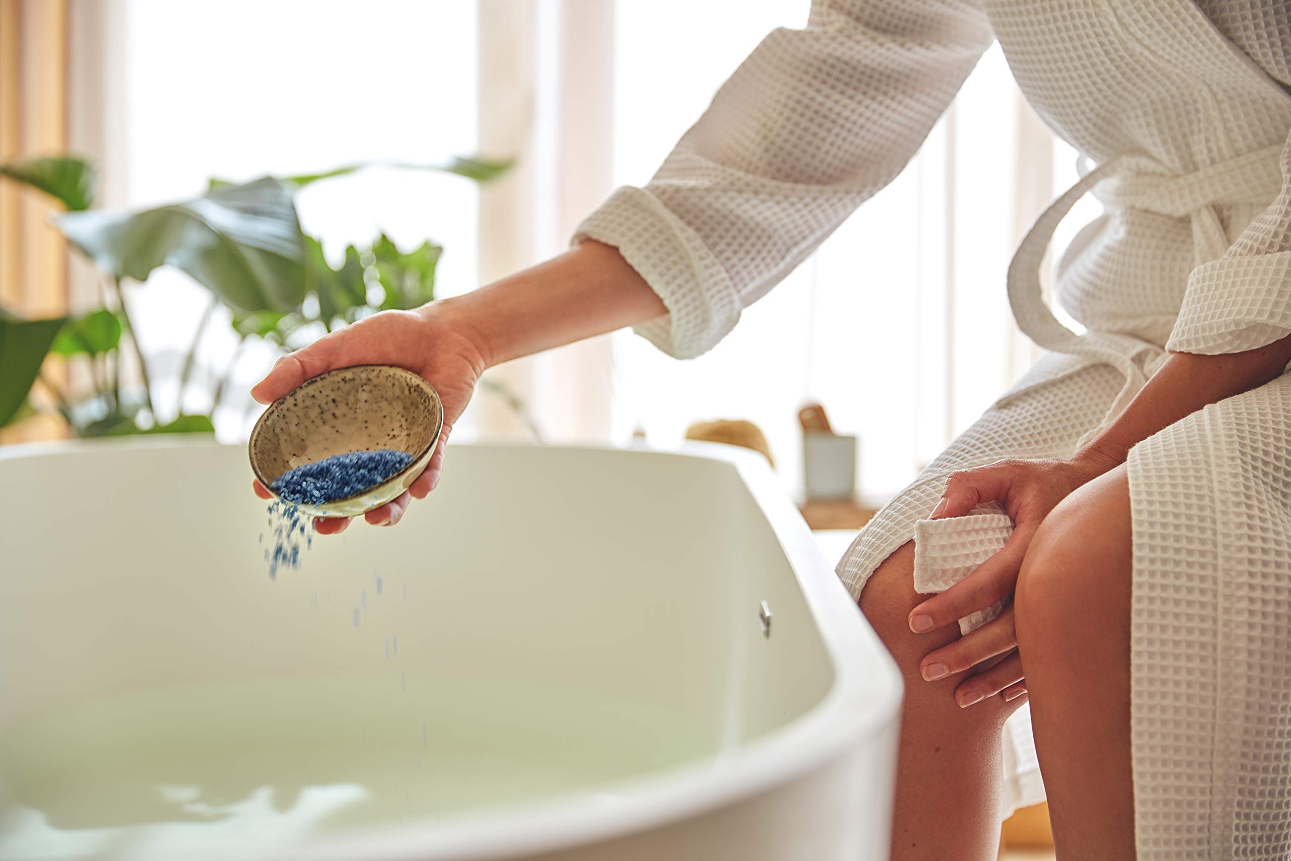 kneipp-badekristalle-tiefenentspannung-patchouli-sandelholz-600-g-badesalz image 4