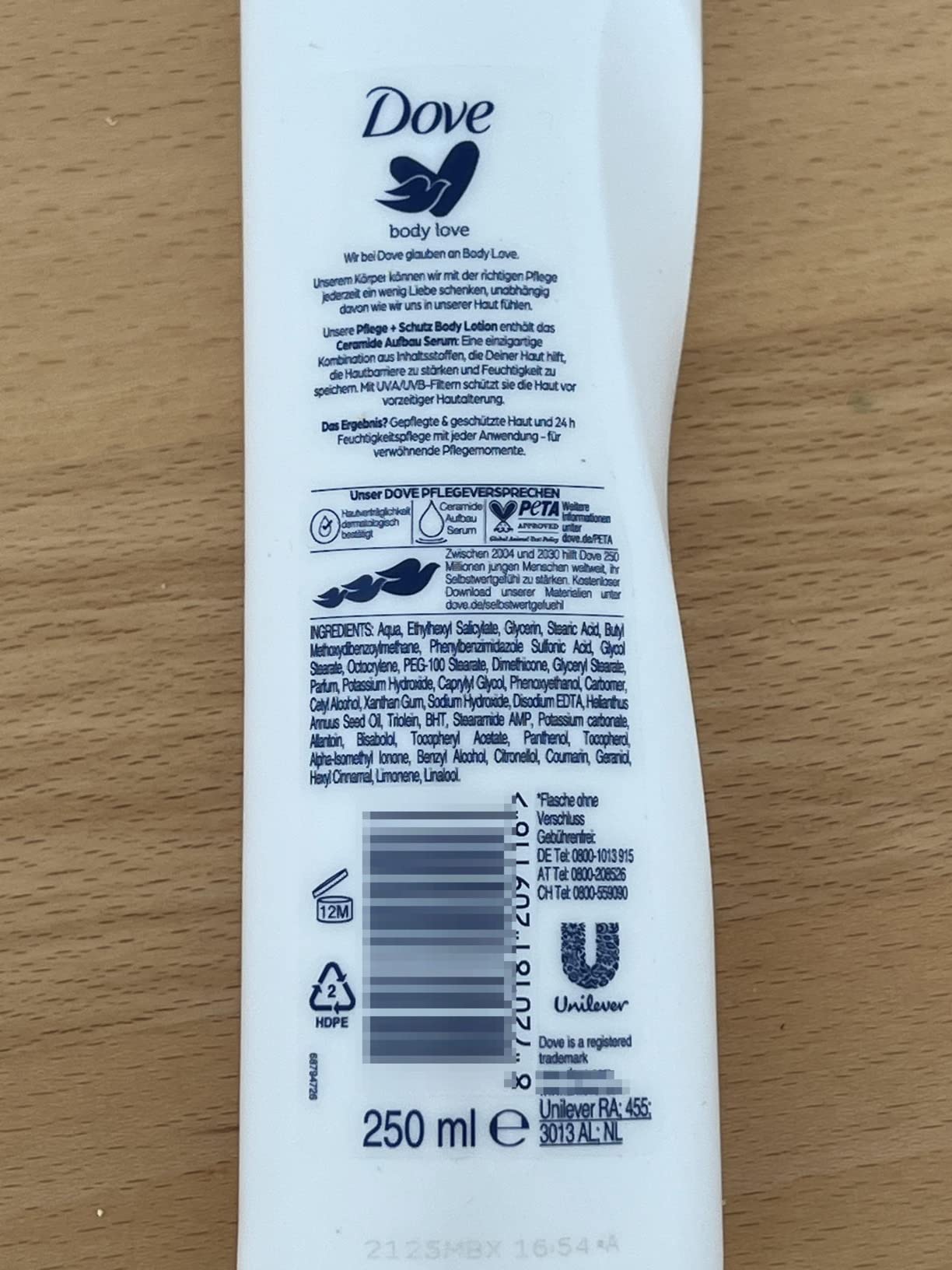 Solide, Duft gewöhnungsbedürftig